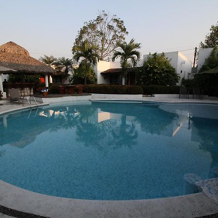 Villa Blanca Suites Tuxtepec Екстериор снимка